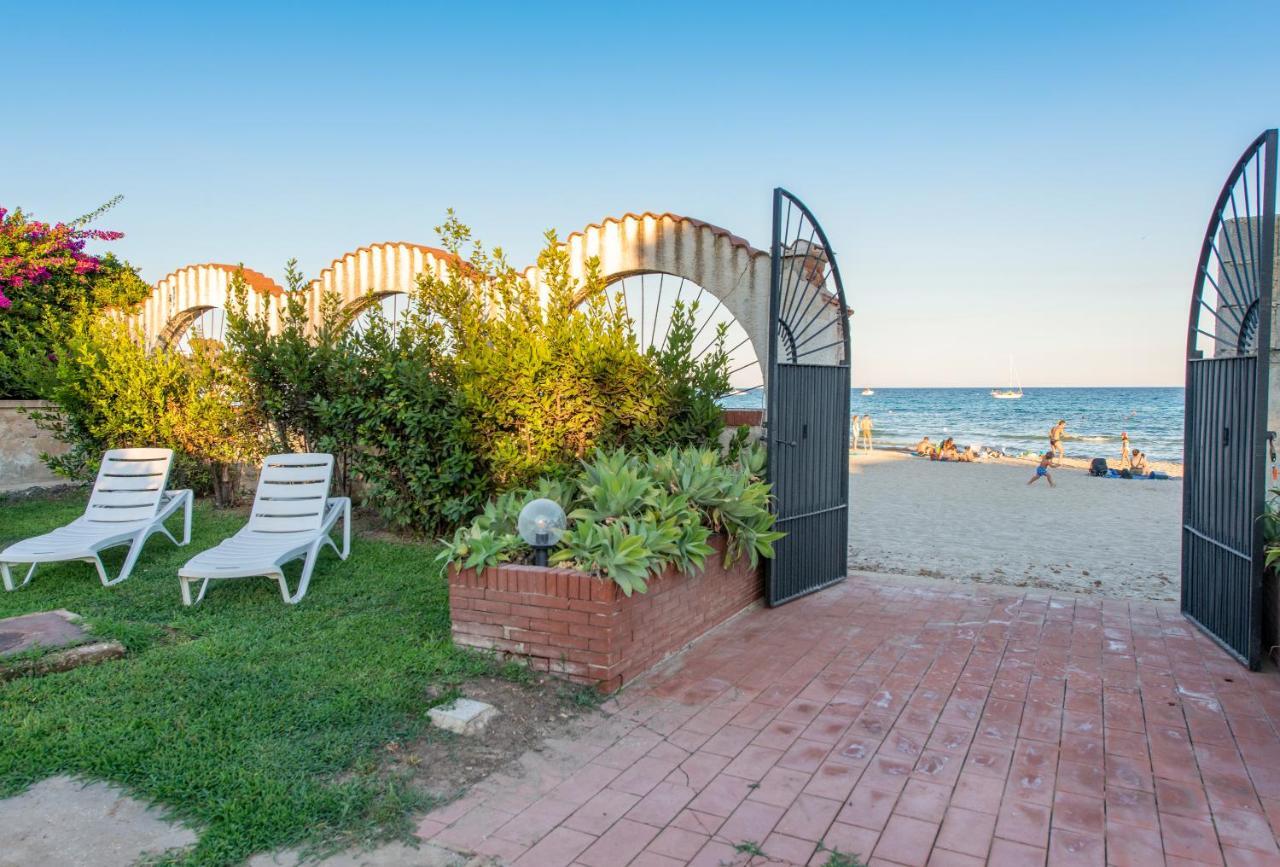 Villa Mary Fontane Bianche Bagian luar foto