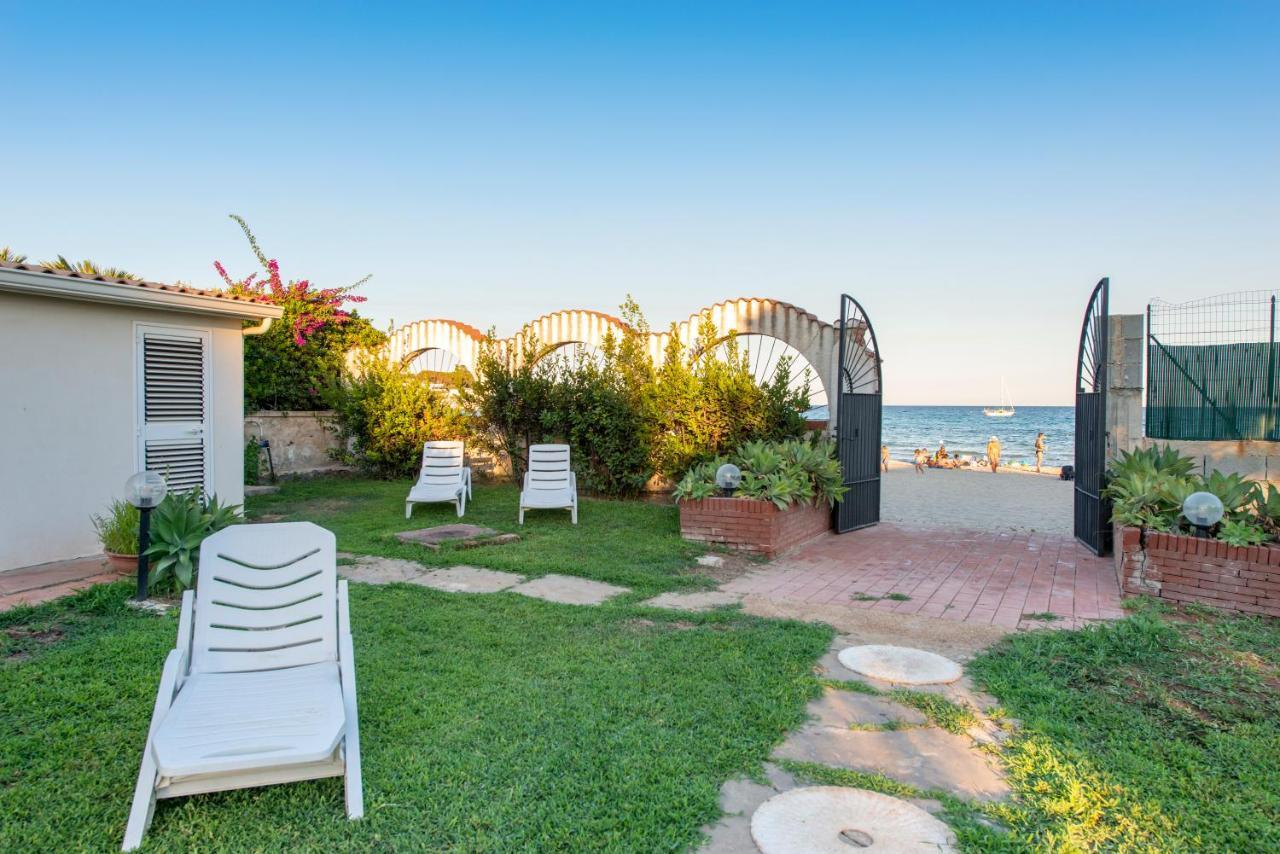 Villa Mary Fontane Bianche Bagian luar foto